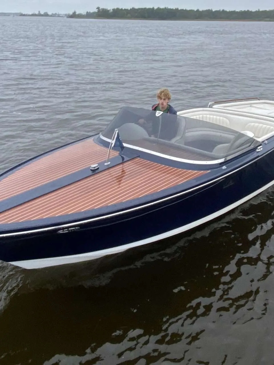 Frauscher 757 St. Tropez 2008 – V8 Volvo Penta, 312 motoruren - Foto 1