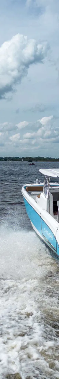 Beneteau Flyer 9 Spacedeck 2023 – 42 knopen met dubbele Honda's - Foto 9