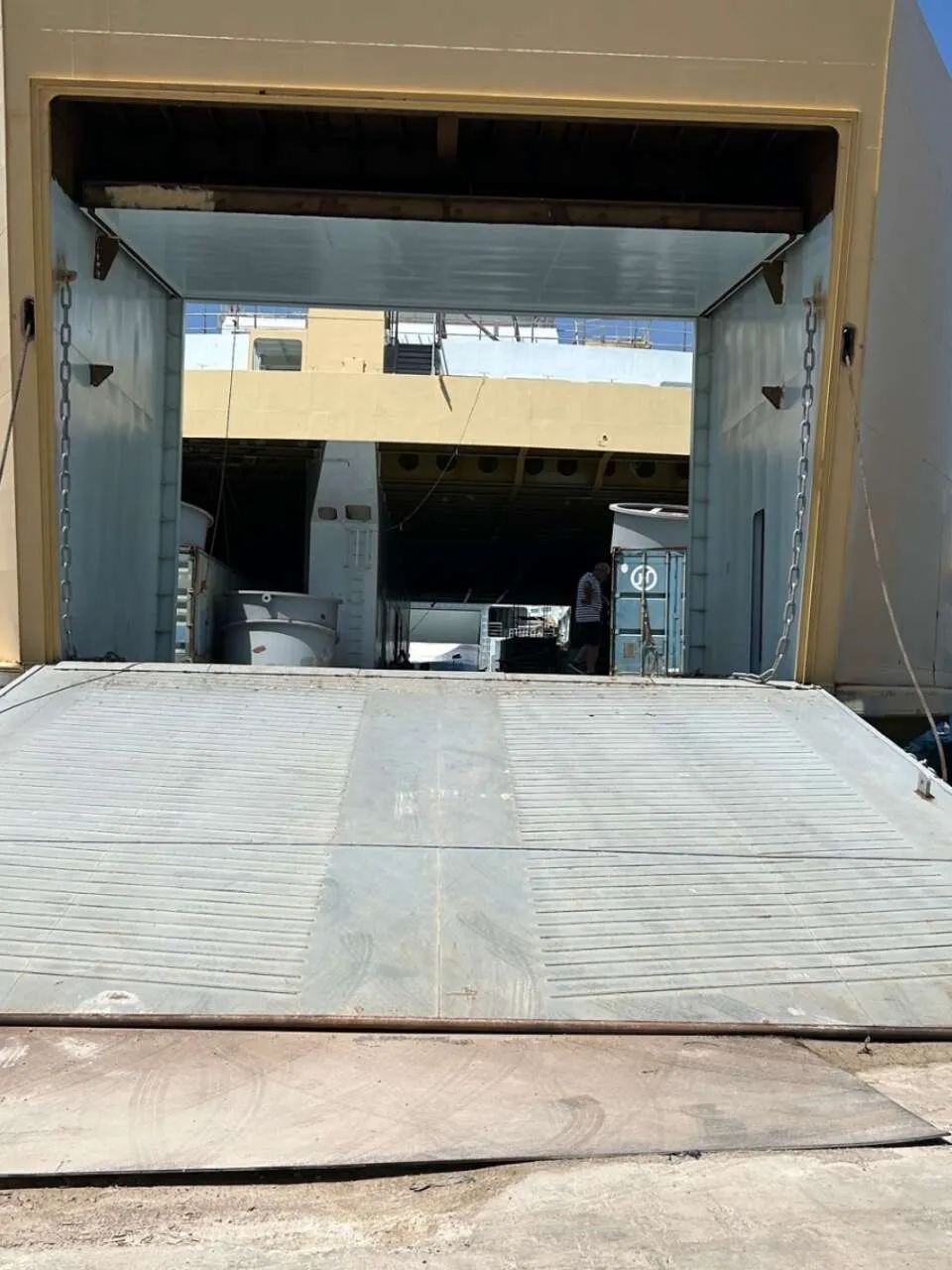 RO/PAX Double Ended Ferry 2018 – German Lloyd's Build 99.91m - Foto 2