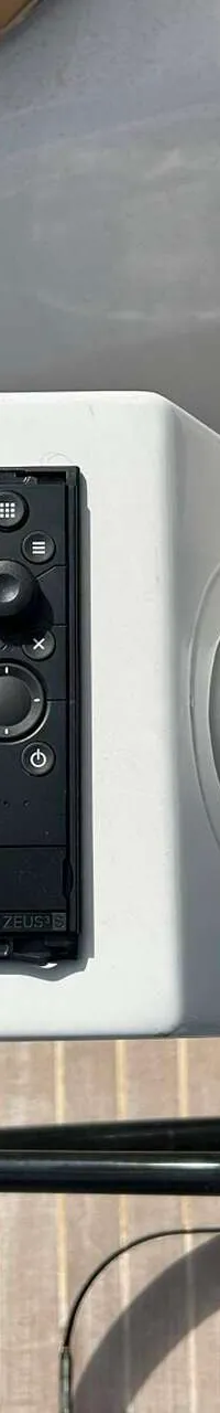 Thumbnail 11
