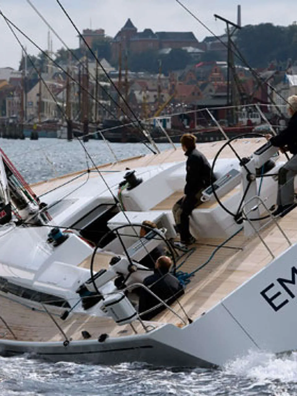 Nautor Swan 60 2009 – Frers racer-cruiser met carbon mast - Foto 3