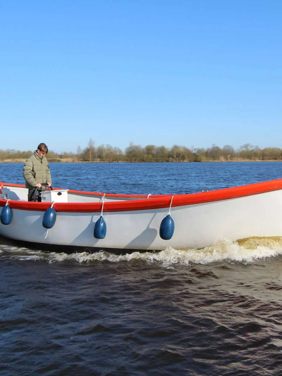 E-Sloep 800 1983 – Stil Elektrisch Varen - Foto 1