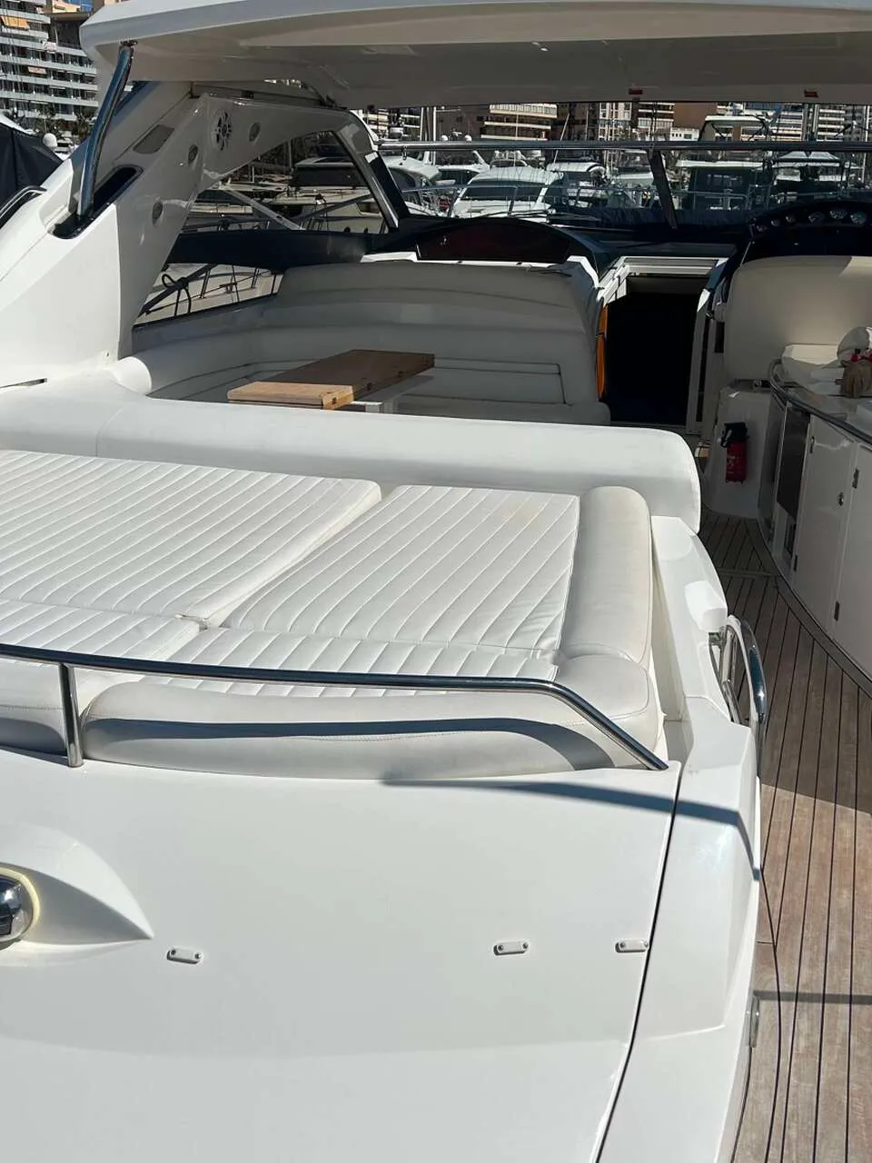 Sunseeker Portofino 53 2006 – Volledig Refit - Foto 3