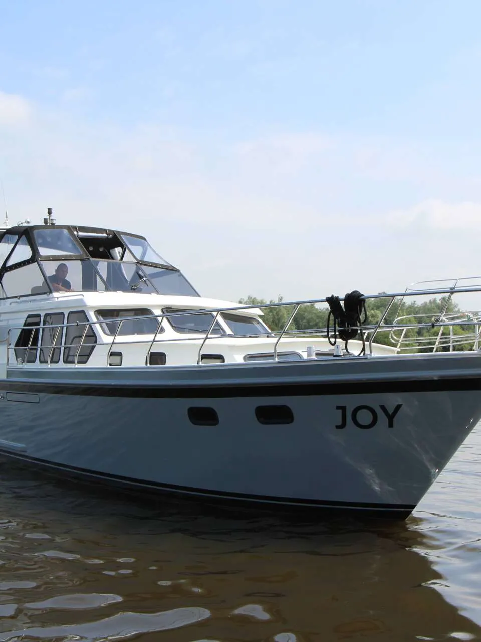 Valkkruiser 1350 Motorjacht (1999) – Staal, 8 Slaapplaatsen - Foto 3