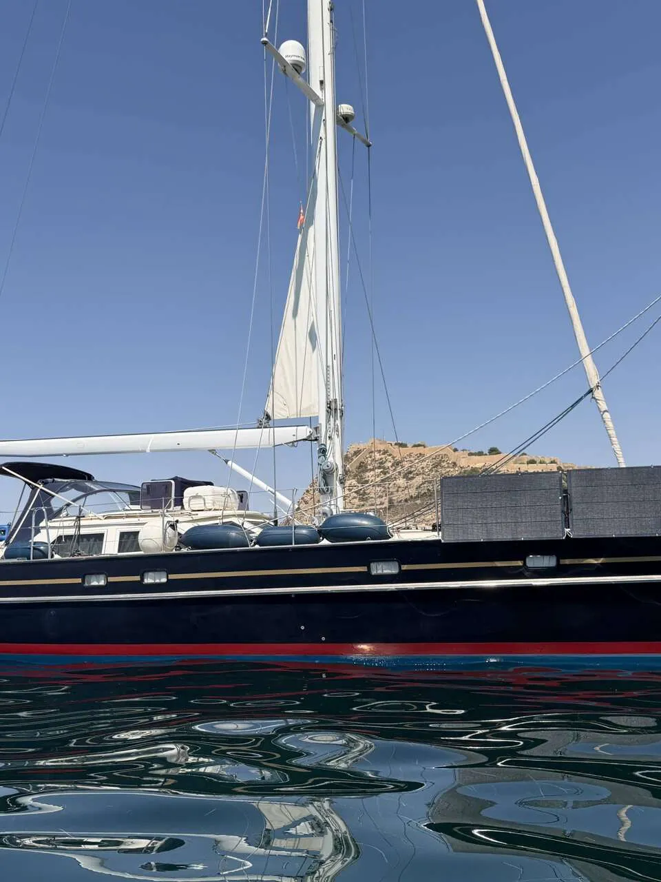 Contest 55CS 2004 – Performance Cruiser met Peterson Design - Foto 2