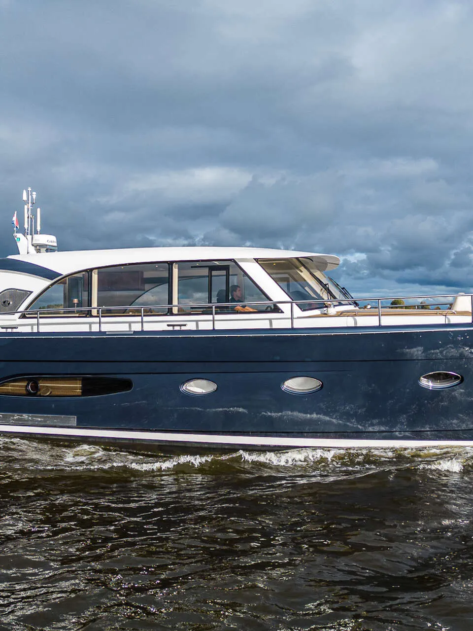 Holterman 53 Commander 2018 – stalen motorjacht met Yachtcontrol - Foto 2