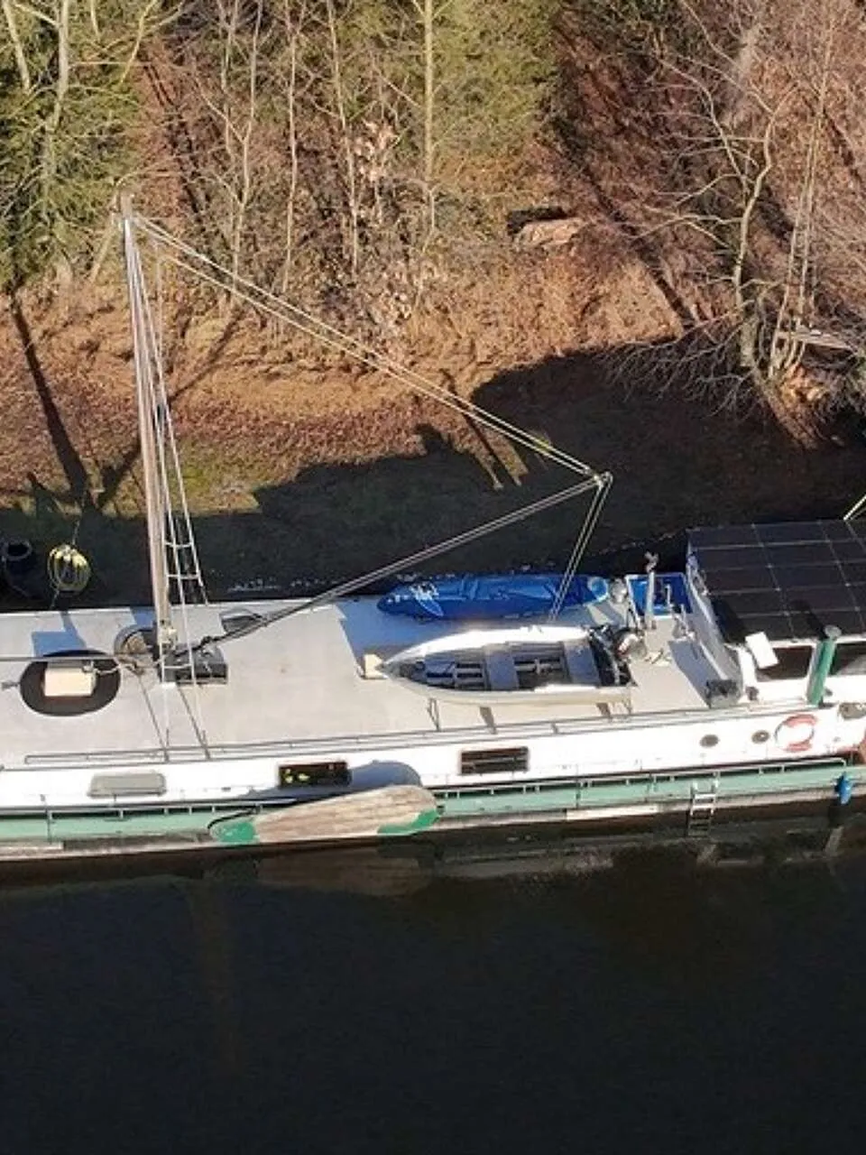 Luxe motor Tjalk 1911 – historisch stalen woonschip met wellness - Foto 2