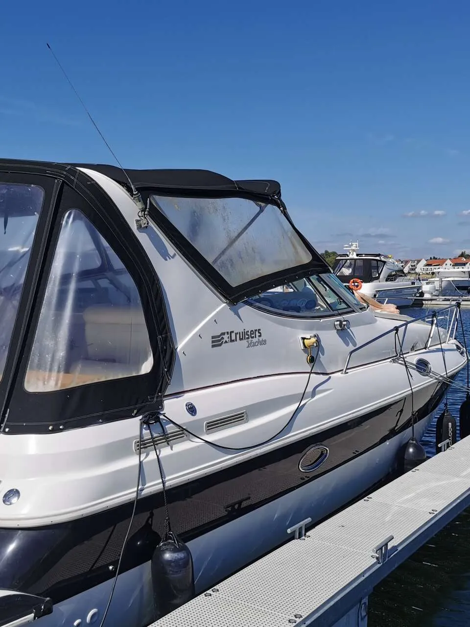 Cruisers Yachts 3075 Rogue 1996 – Dubbele 220 pk, 32 knopen snelheid - Foto 2