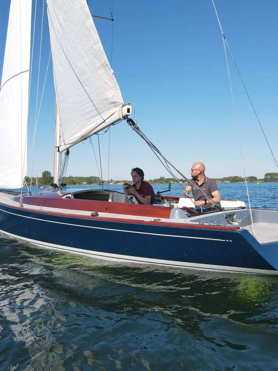 Tofinou 8 (2016) – French Daysailer, Lage Draaiuren - Foto 3
