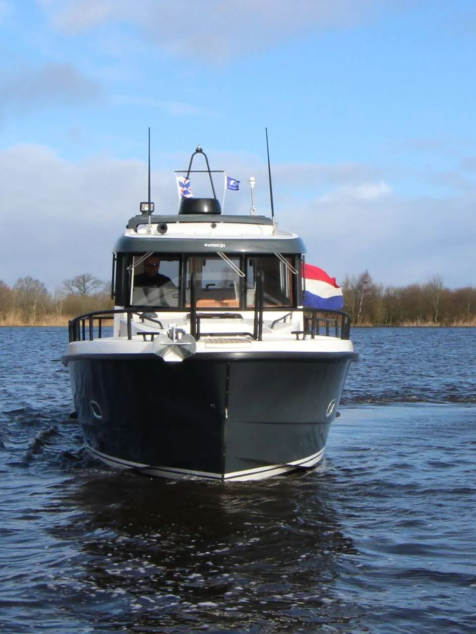 Sargo 31 Explorer 2019 – Sportief motorjacht met 370 pk - Foto 2