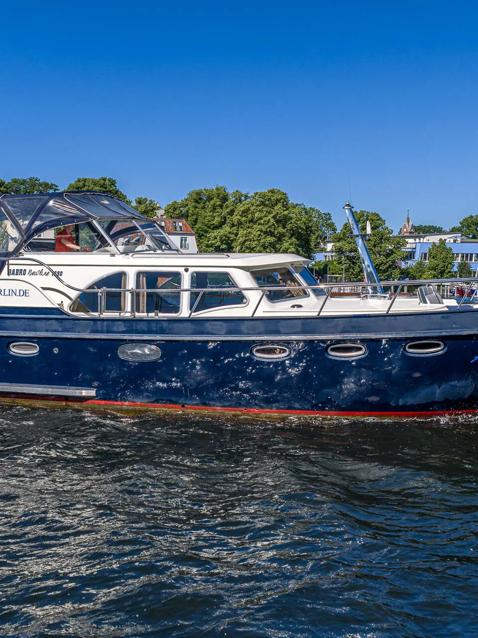 Babro Newline 1290 2010 – Nederlands staal gebouwd voor familiecruises - Foto 1