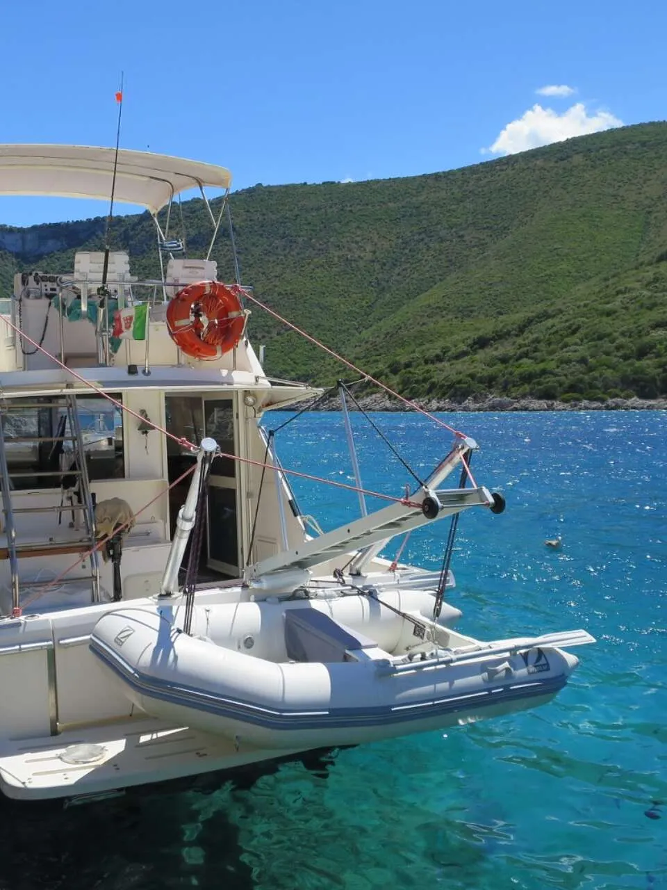 Riviera 33 Flybridge 1996 – Offshore twin-diesel cruiser - Foto 2