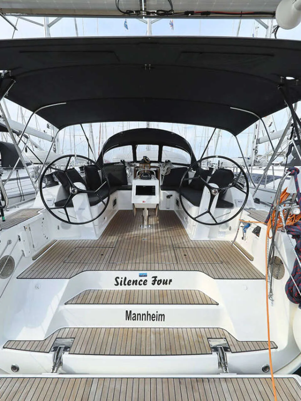 Bavaria 46 Cruiser 2021 – Farr-design performance cruiser - Foto 1