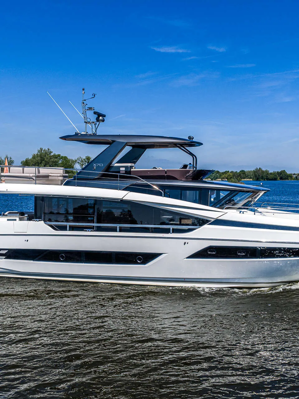 Prestige X70 - Foto 1