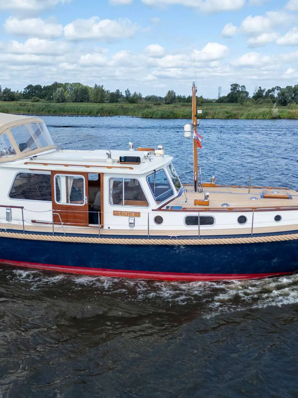 Valkvlet 1350 uit 1988 – klassiek stalen motorjacht - Foto 2