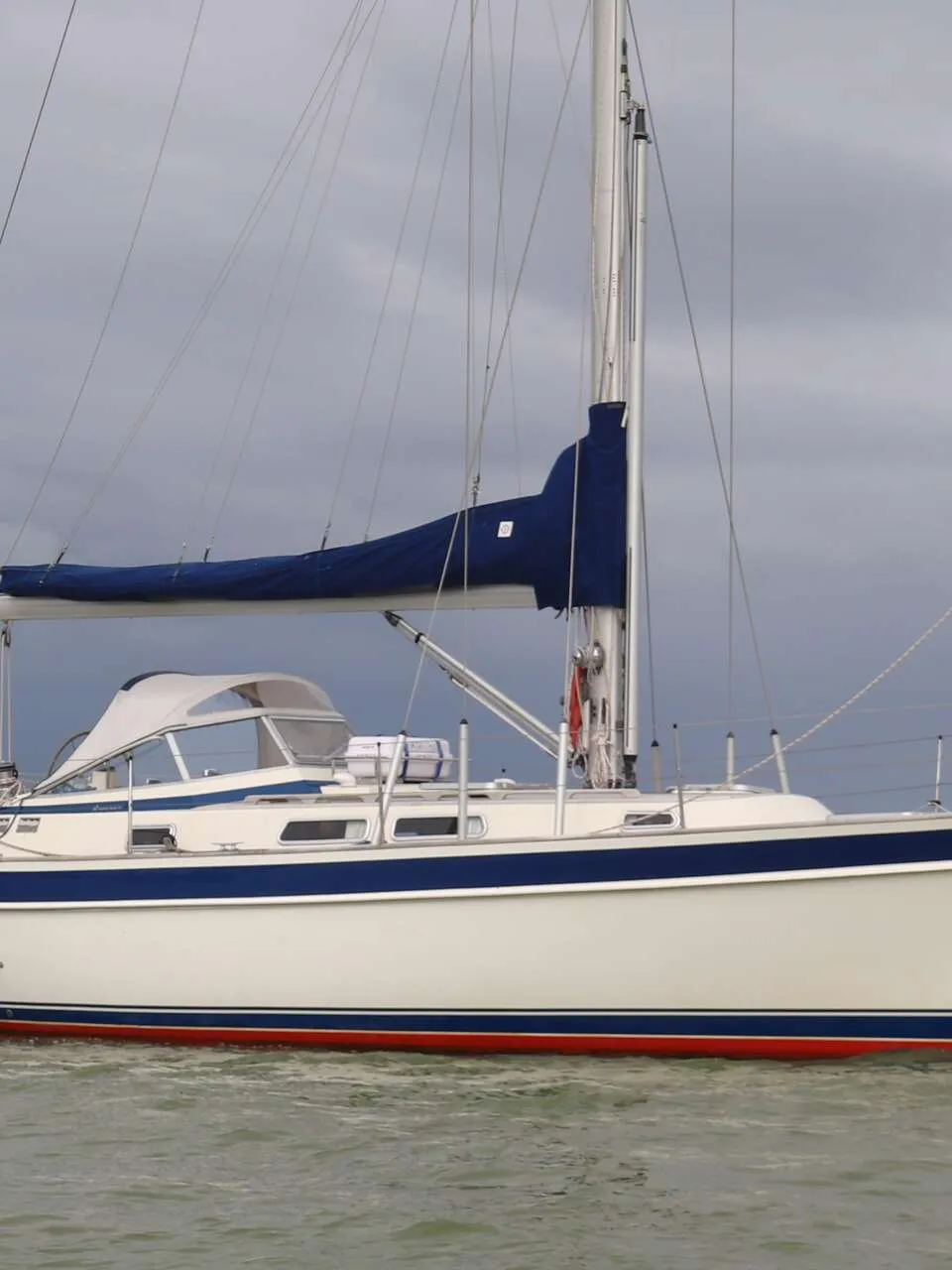 Hallberg Rassy 39 1994 – Zorgvuldig Onderhouden Offshore Cruiser - Foto 1