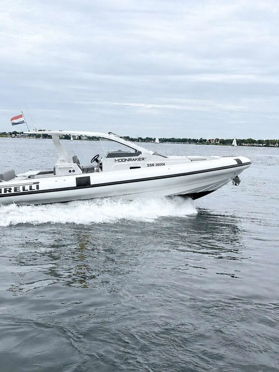 Pirelli 35 Outboard - Foto 2
