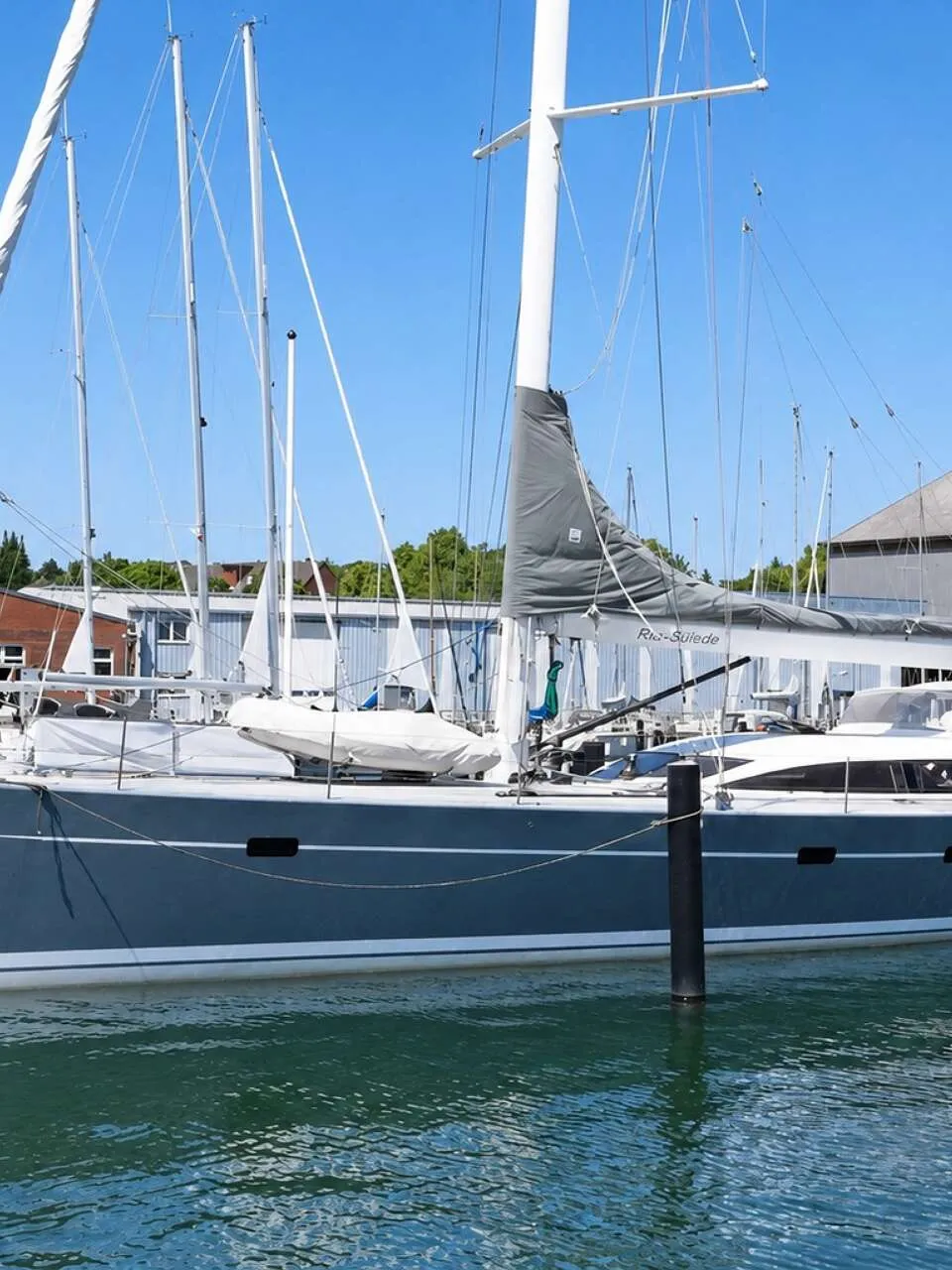 Grand Soleil 70 2002 – Pilothouse Performance Cruiser - Foto 3
