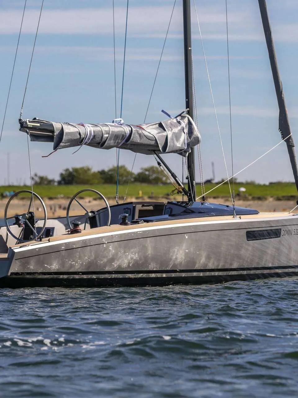 Domani S32L 2023 – Elektrische Zeil Daysailer - Foto 2