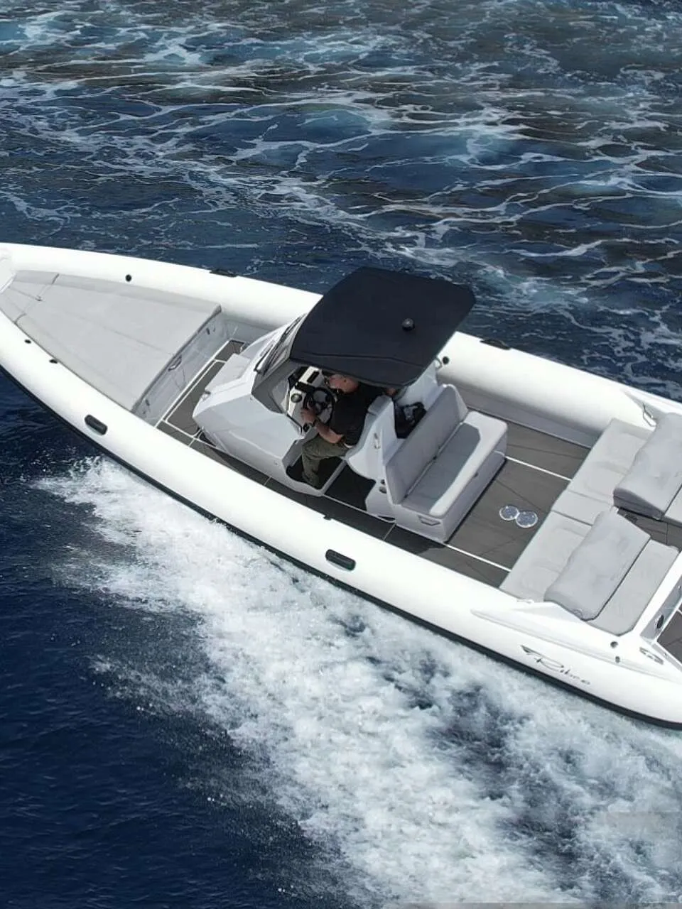 RIBCO Venom 30 (2026) – Snelle Mediterrane RIB - Foto 3