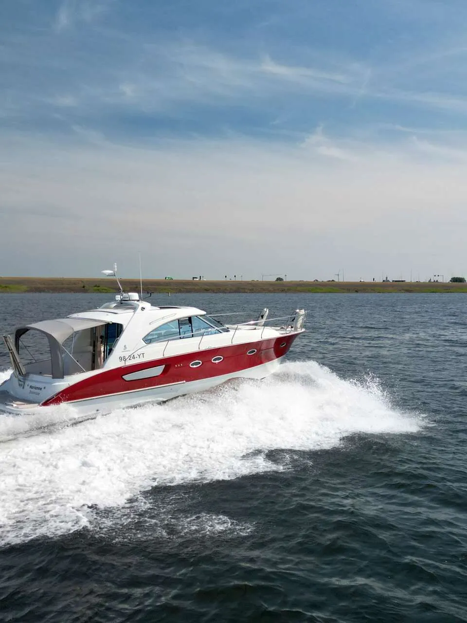 Beneteau Flyer 12 Cabin 2006 – Twin Volvo shaft drive - Foto 2