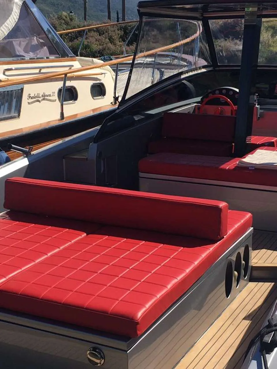 Vanquish VQ32 2017 – Aluminium dagboot met 430pk Volvo - Foto 3