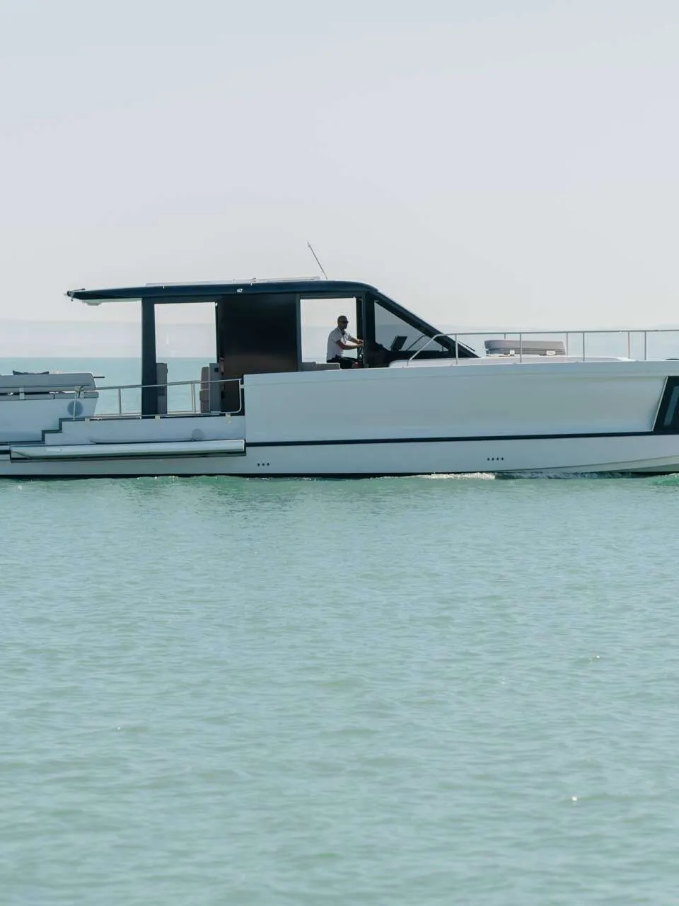 Wia 520 HT 2025 – Elektrische tweemotorige kruiser - Foto 2