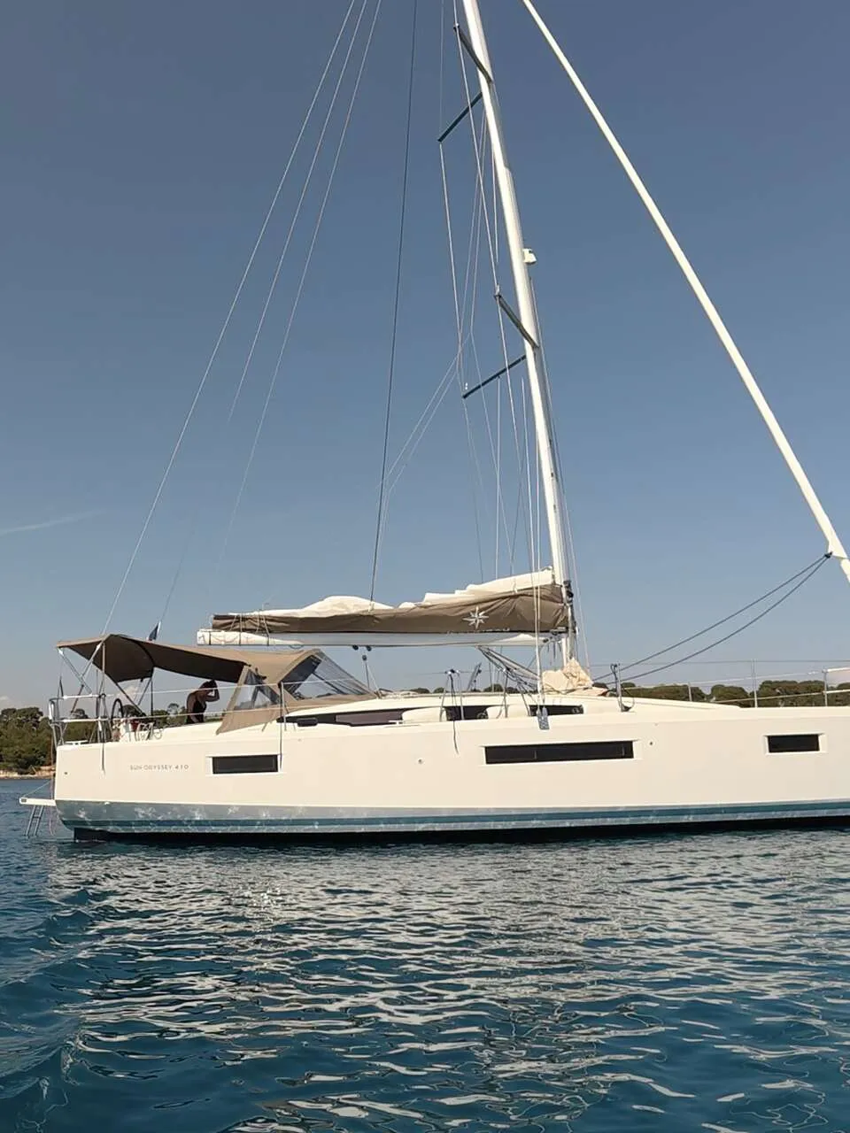 Jeanneau Sun Odyssey 410 (2025) – bijna nieuw 3-hutten cruiser - Foto 1