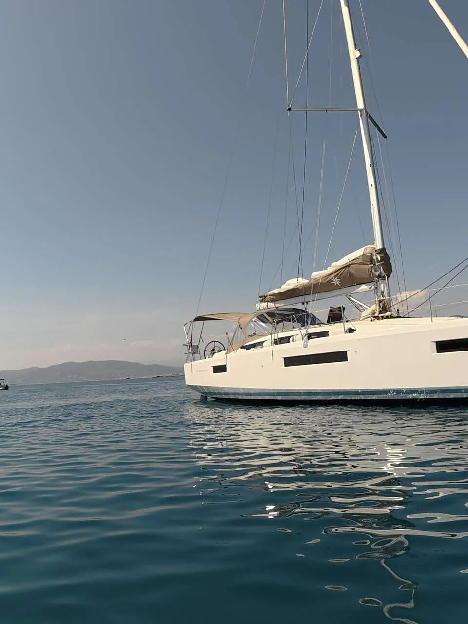 Jeanneau Sun Odyssey 410 (2025) – bijna nieuw 3-hutten cruiser - Foto 3