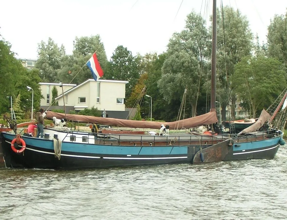 Hagenaar 25.15 zeilboot – stalen charterschip met ligplaats - Foto 2