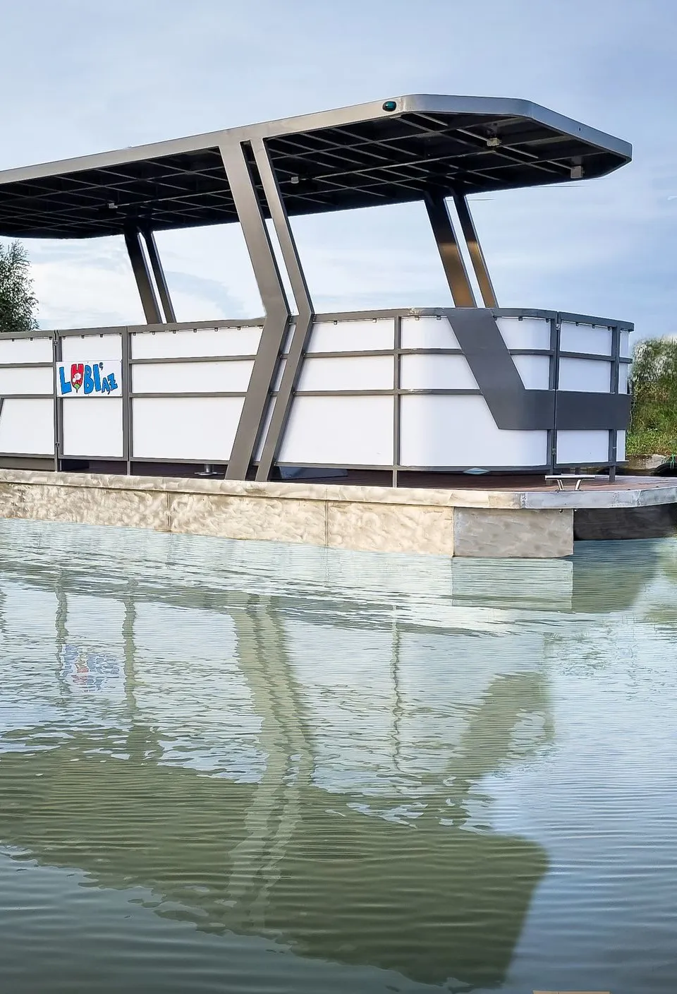 Perla Citizen Watertram 2023 – elektrisch vaarklaar voor 12 personen - Foto 3