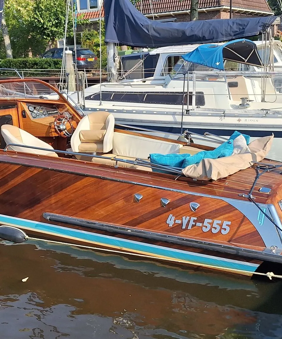 Speedboat 8.50 2021 – Mahonie speedboat met V-8 diesel - Foto 1