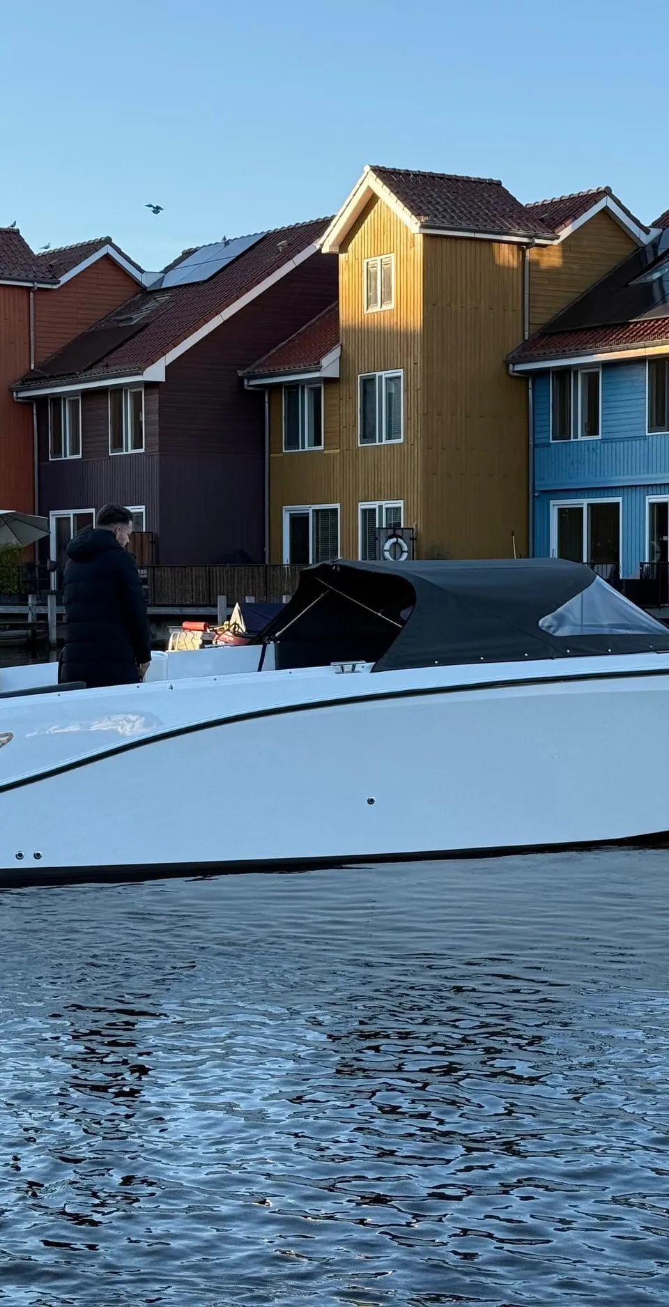 TendR 27 Cabin 2022 – snelle daycruiser met slaapplaatsen - Foto 1