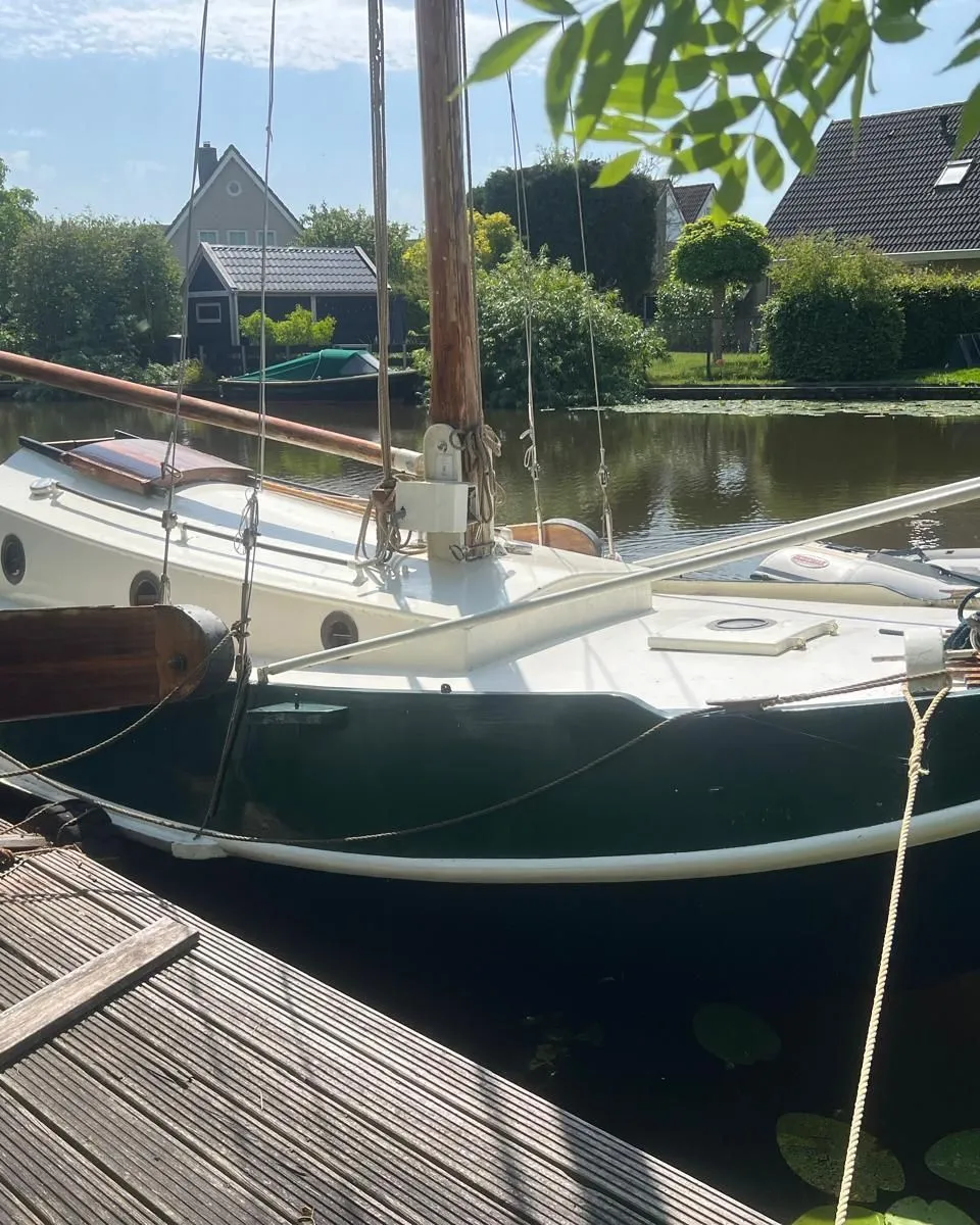 Blok Zeeschouw 7.50 1978 – Wendbare platbodem met nieuwe motor - Foto 3