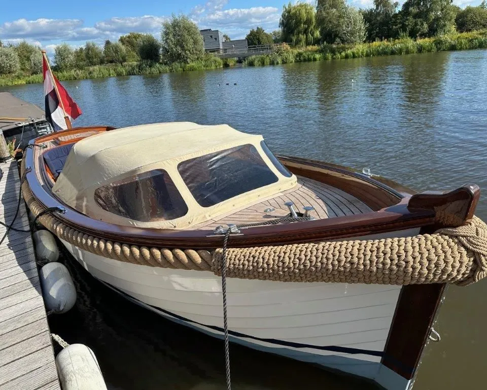 Victoria Sloep 720 uit 2004 – Klassieke spiegelsloep met 19pk Volvo - Foto 1