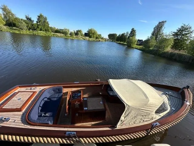 Victoria Sloep 720 uit 2004 – Klassieke spiegelsloep met 19pk Volvo - Foto 2
