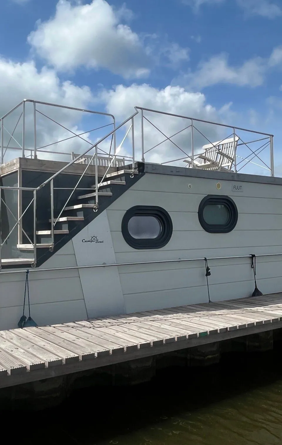 Campi 400 2021 – stalen woonboot met verhuurmogelijkheid - Foto 1