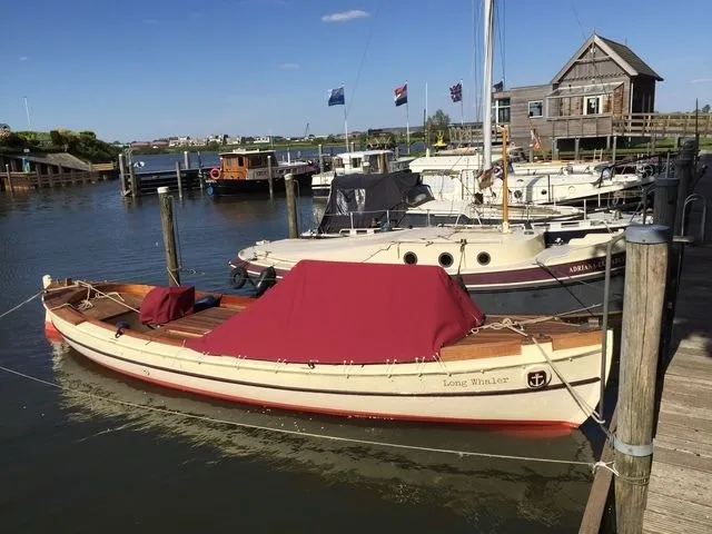 Whaler Navy 8.50 (1972) – Ex-marine tender, gerefit 2009 - Foto 1