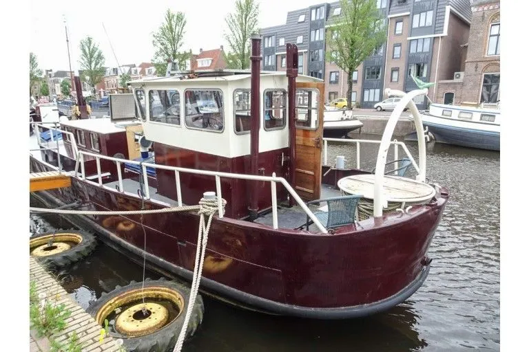 Ex Viskotter 16.80 1975 – Stalen woonboot met 2 hutten - Foto 3
