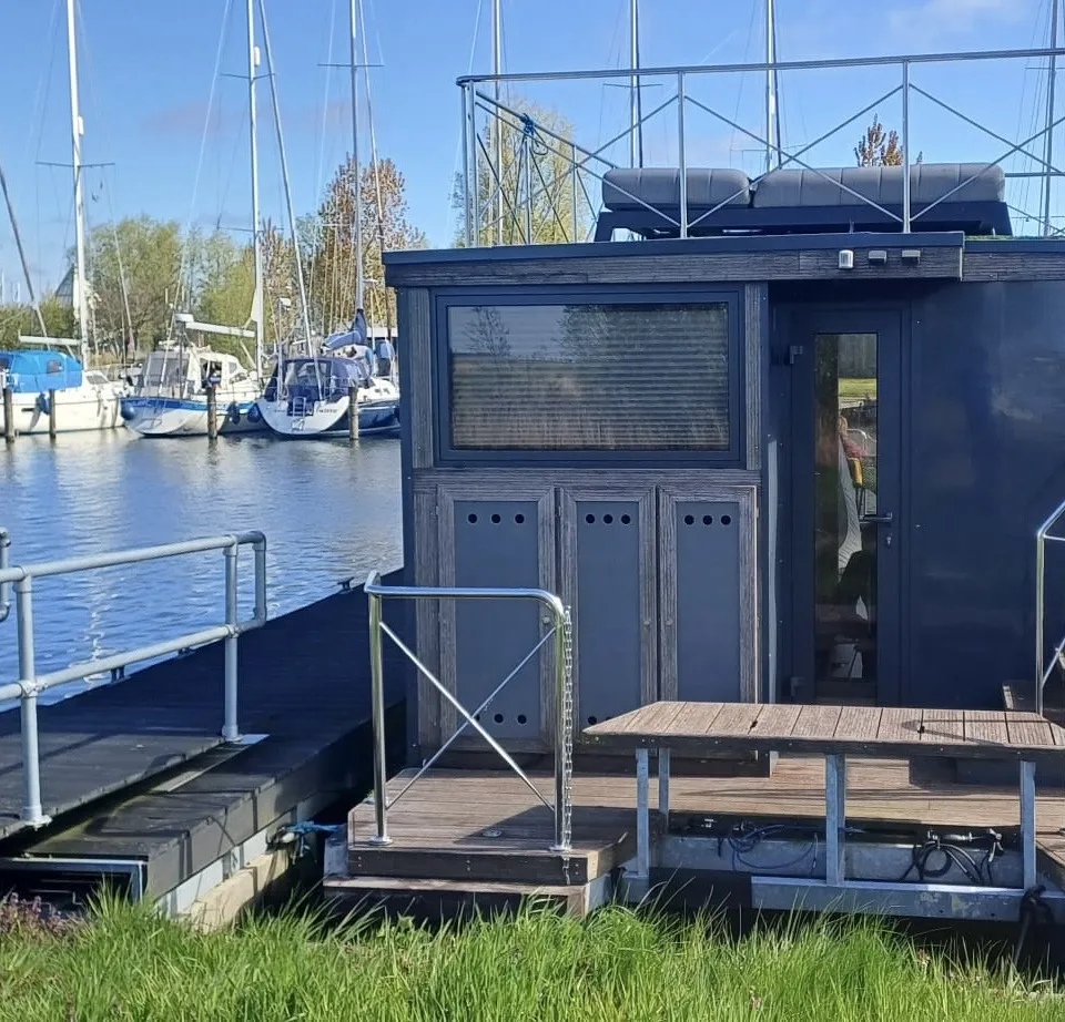 Campi 400 2022 – Stalen Houseboat met ligplaats Warns - Foto 2