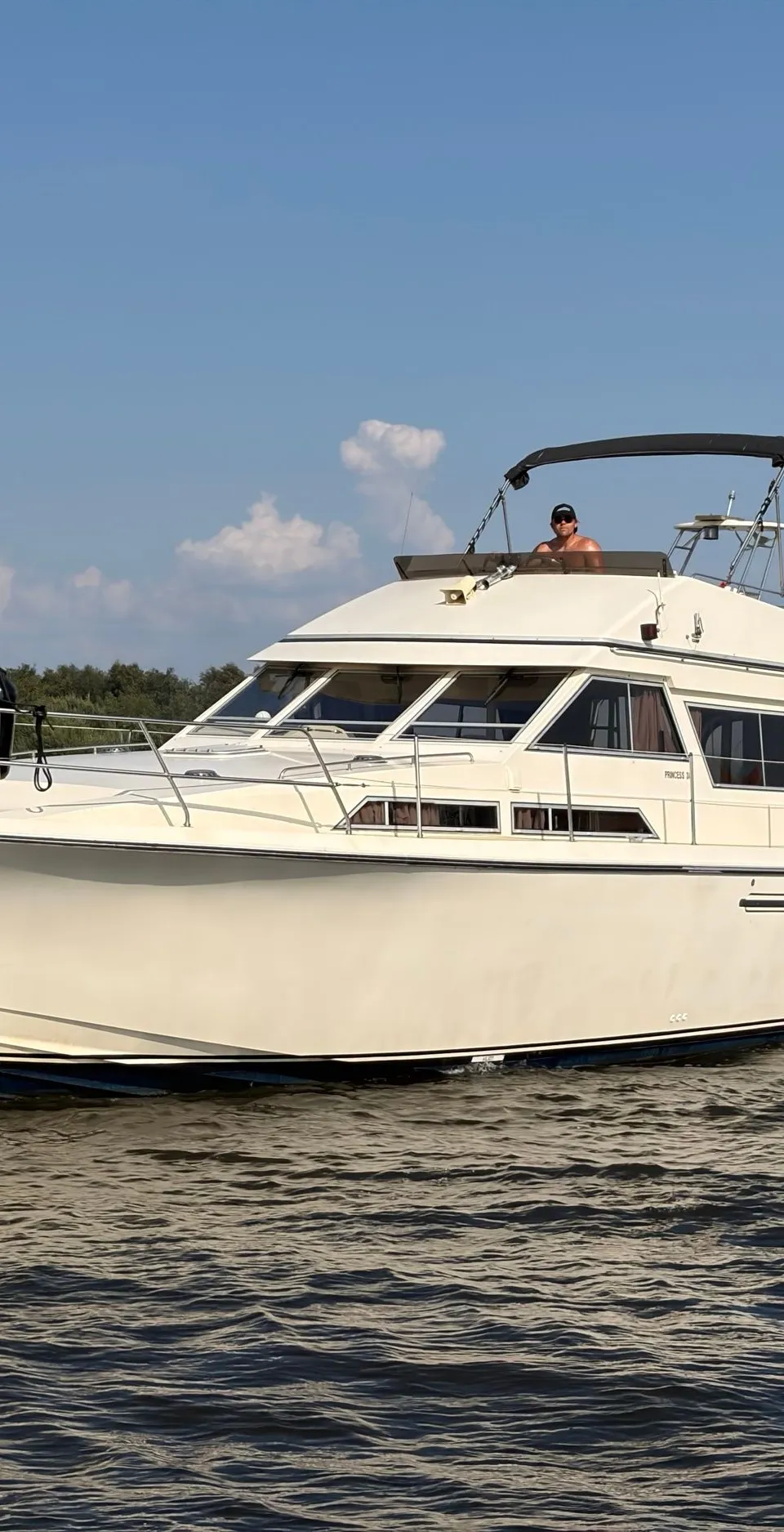Princess 38 Flybridge 1987 – Dubbele besturing & boeg-/hekschroef - Foto 1