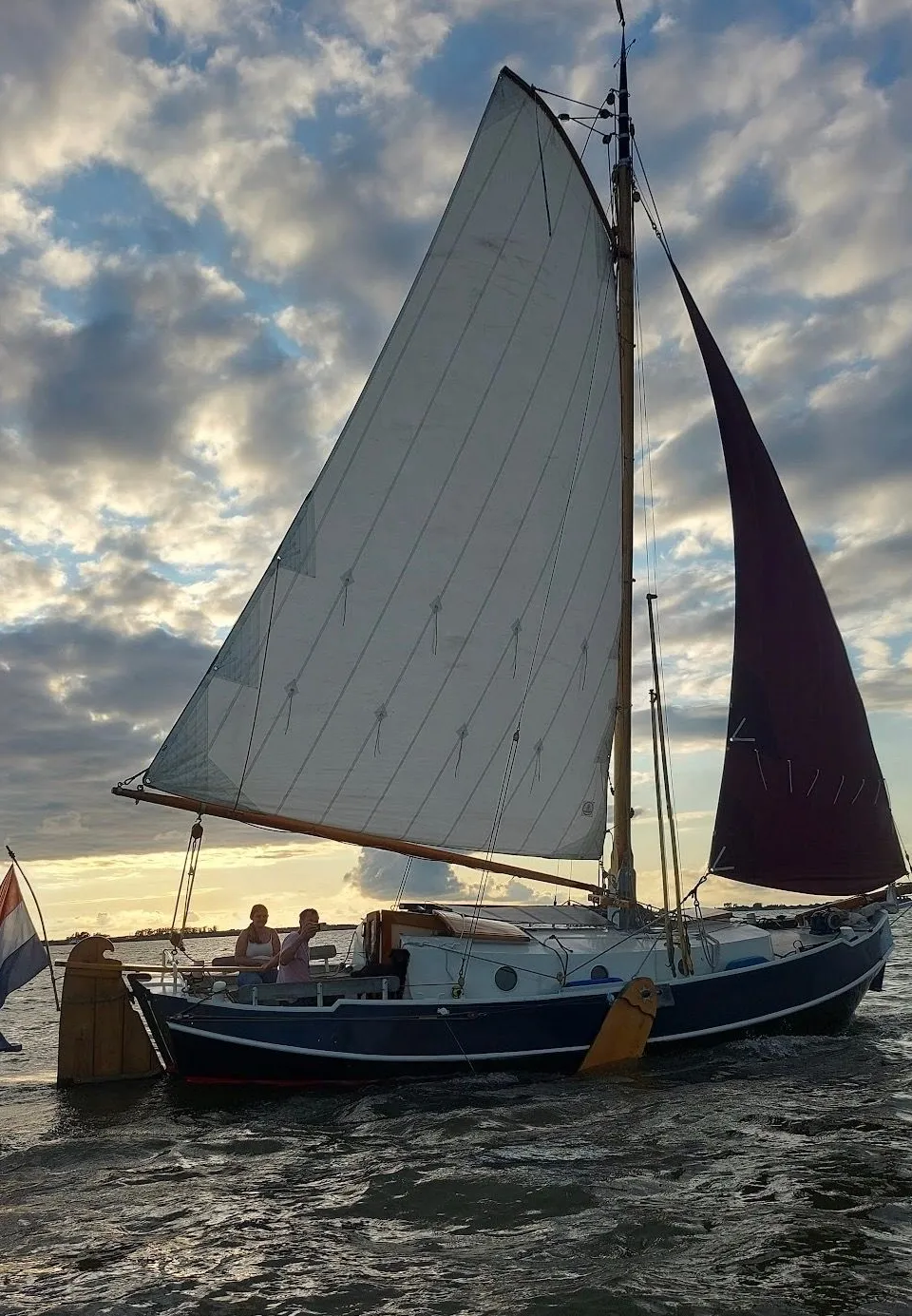 Zeeschouw Boomsma 8.50 uit 1966 – klassieke platbodem - Foto 1