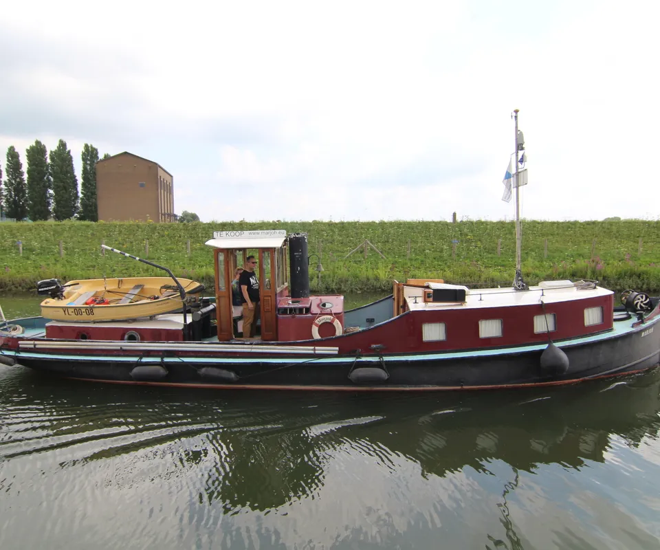 Amsterdammer Sleepboot 1917 – Historisch stalen werkschip - Foto 1