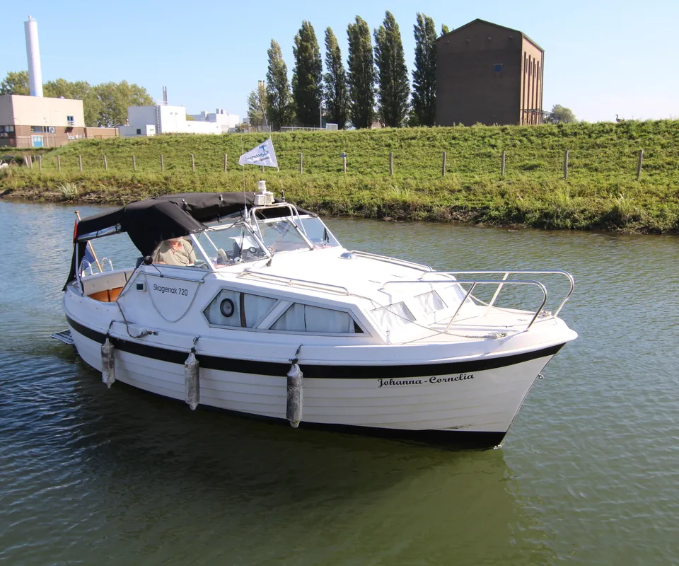Skagerrak 720 uit 2008 – zeewaardige weekender met 4 slaapplaatsen - Foto 1