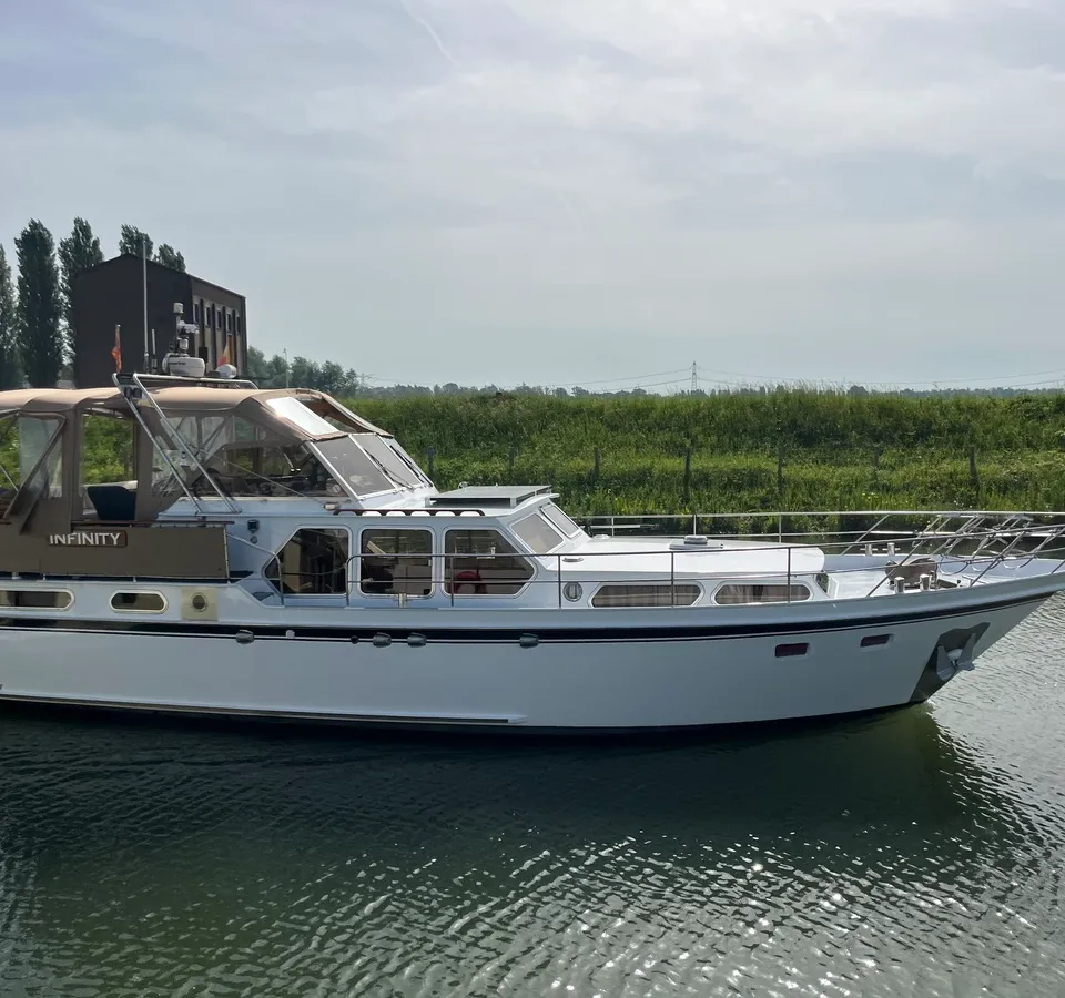 Valkkruiser 1280 1986 – dubbelschroefs kajuitboot - Foto 3