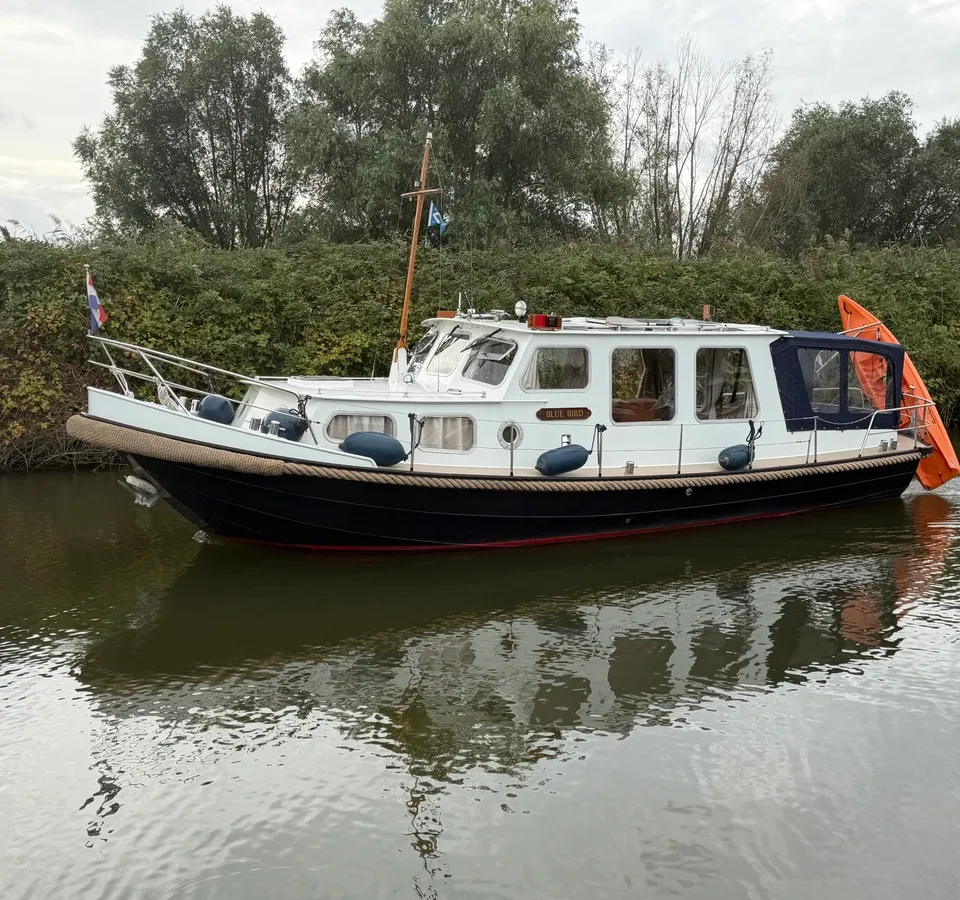 Gillissen 1000 Vlet 1979 – stalen motorjacht Vetus diesel - Foto 1