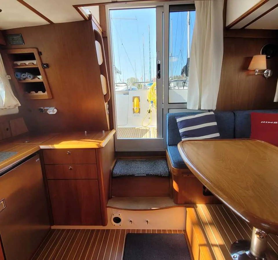 Nimbus 380 Commander 2007 – Scandinavisch motorjacht met flybridge - Foto 3