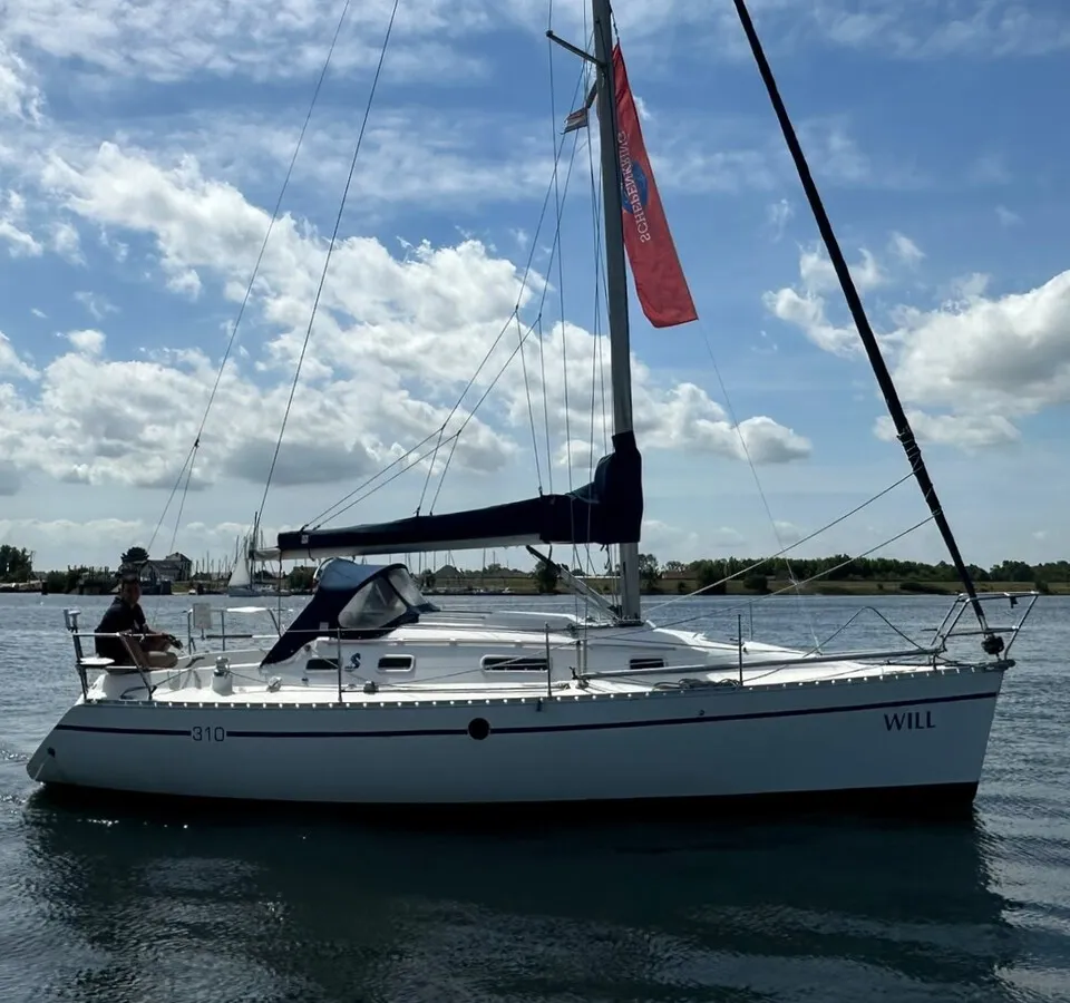Beneteau First 310 1994 – osmose behandeld & vaarklaar - Foto 1