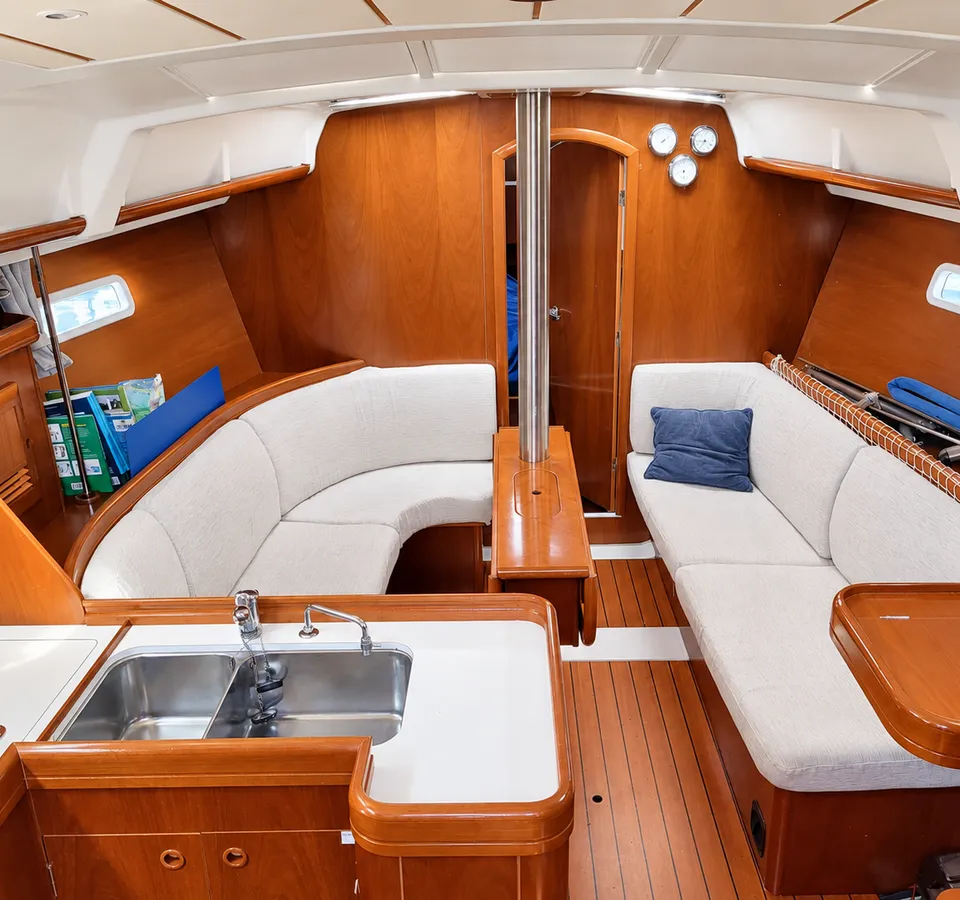 Beneteau Oceanis 373 Clipper - Foto 2