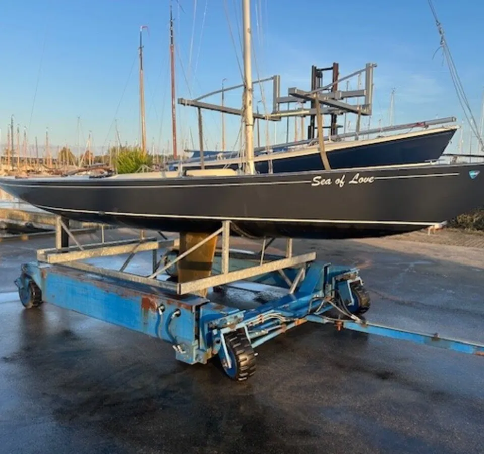 G2 New Design 2021 – Sportieve vleugelkiel-sloep van de Stadt - Foto 1